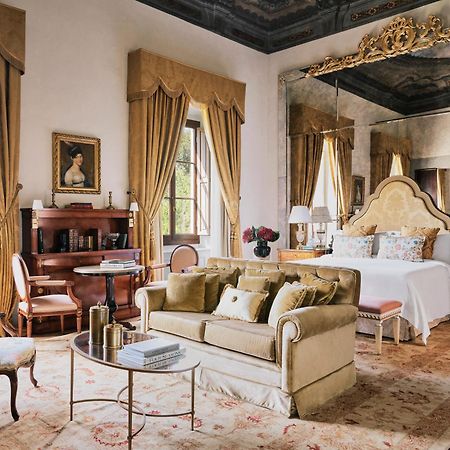 Four Seasons Hotel Firenze Esterno foto